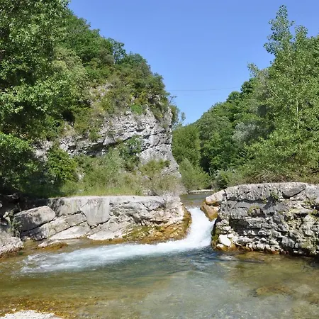 La Danse Des Papillons - D'hotes & Glamping Bed & Breakfast Roche-Saint-Secret