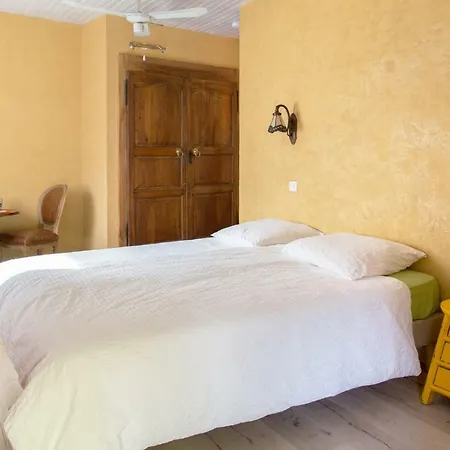 La Danse Des Papillons - D'hotes & Glamping * Roche-Saint-Secret